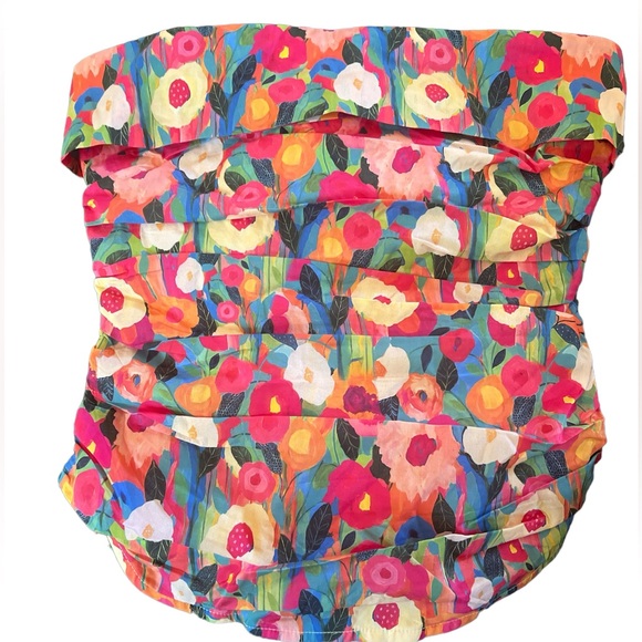 FORE Sleeveless Corset Style Floral Top with back bow tie ✨ - Picture 1 of 2